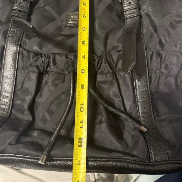 Burberry purse
